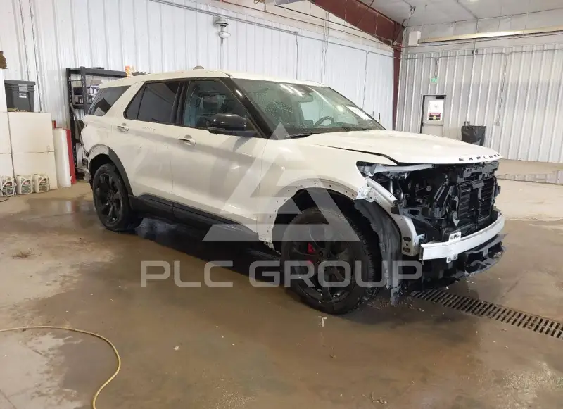 2022 Ford EXPLORER photo