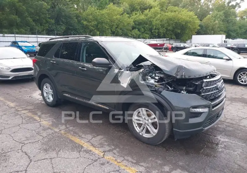 2022 Ford EXPLORER photo