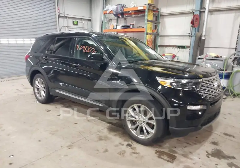 2022 Ford EXPLORER photo