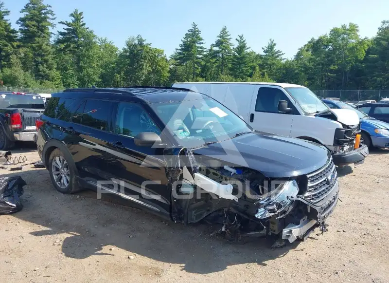 2022 Ford EXPLORER photo