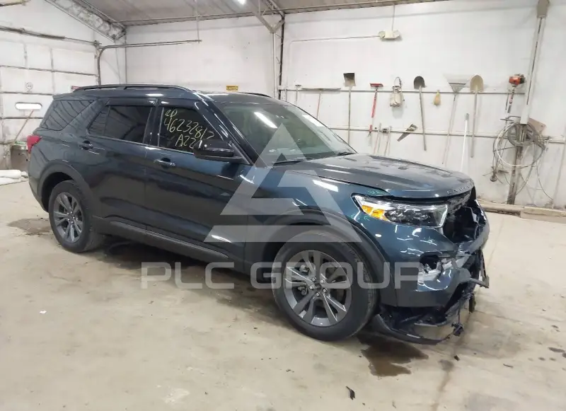 2022 Ford EXPLORER photo