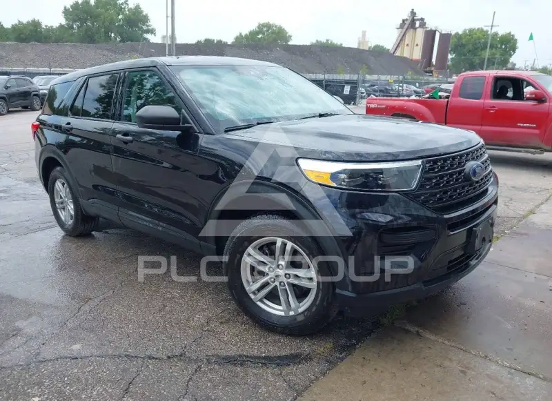 2022 Ford EXPLORER photo