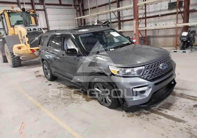 2022 Ford EXPLORER photo
