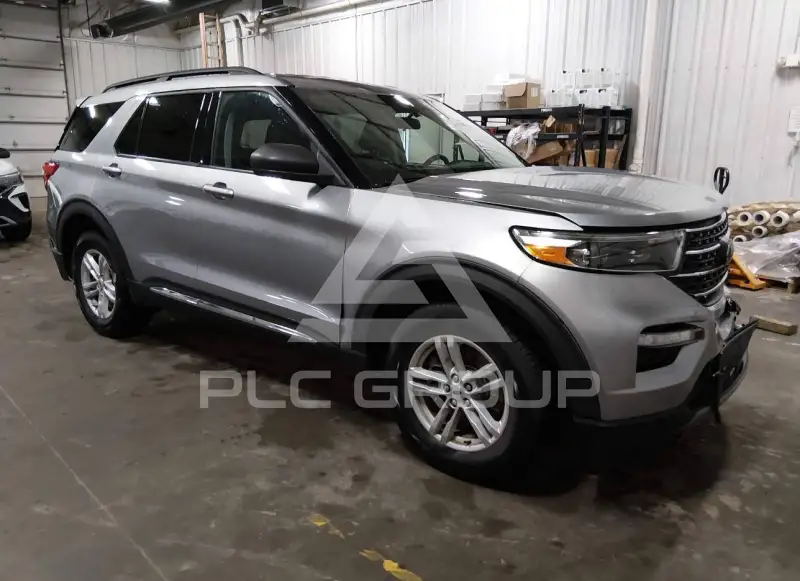 2022 Ford EXPLORER photo