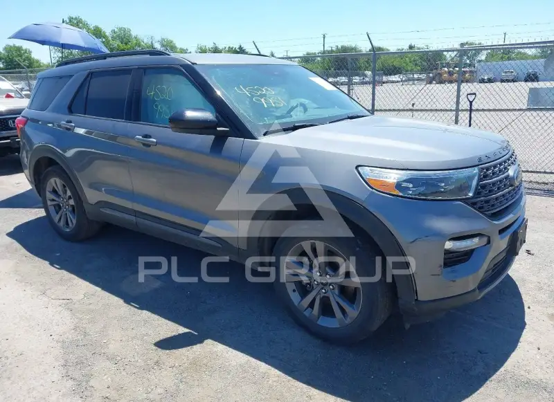 2022 Ford EXPLORER photo