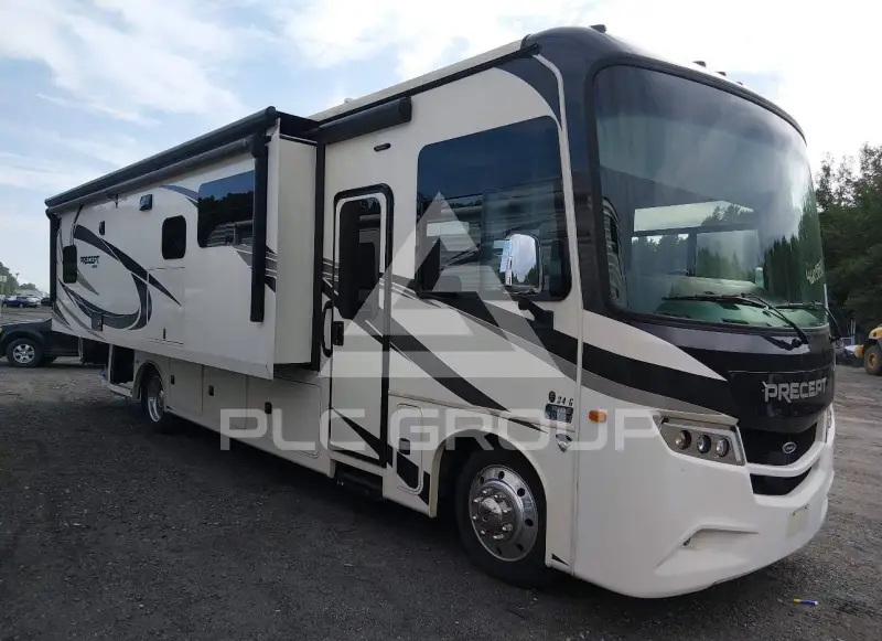 2022 Ford F-530 photo