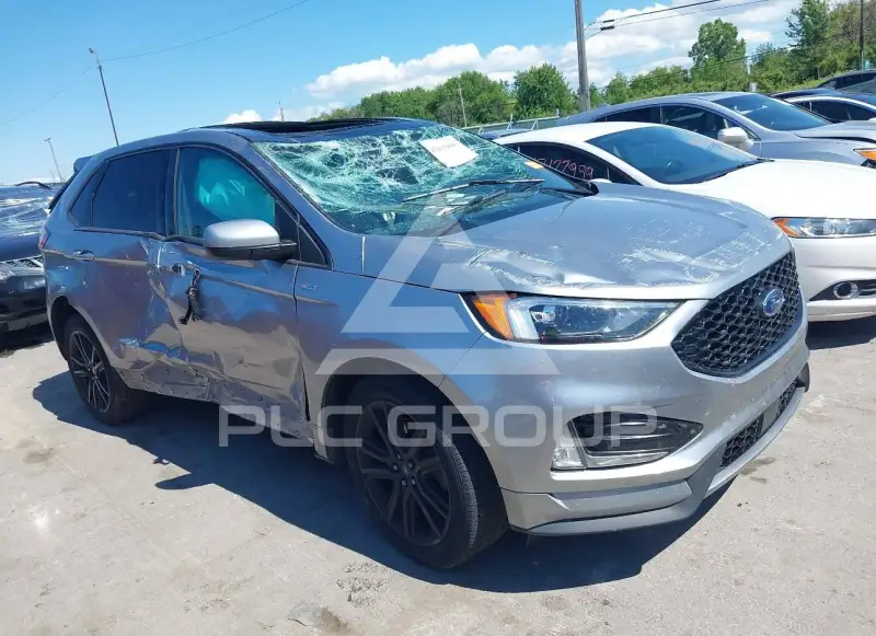 2022 Ford EDGE фото