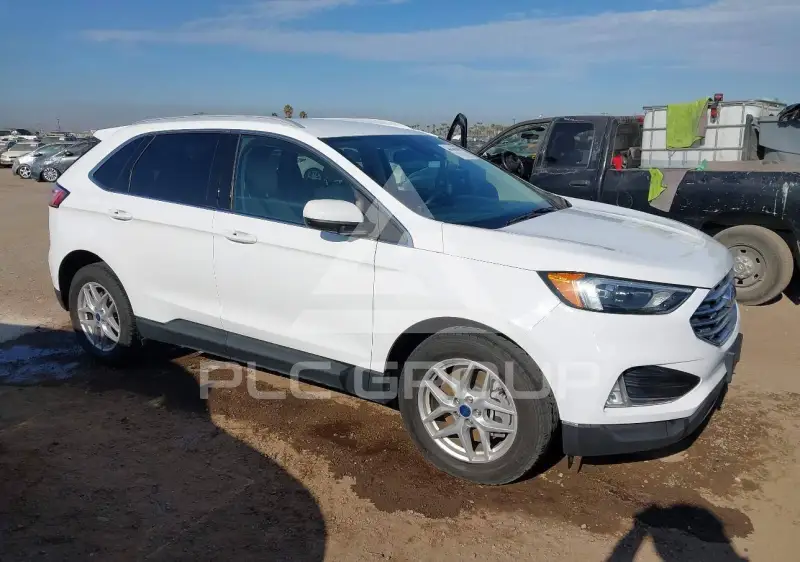 2022 Ford EDGE photo