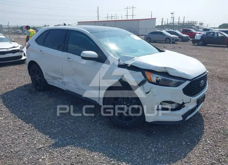 2022 Ford EDGE фото