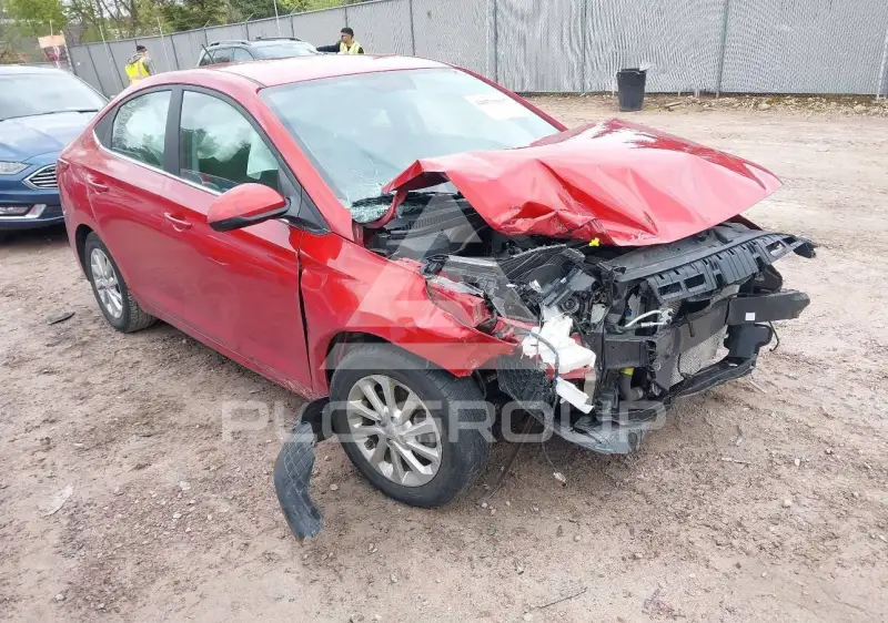 2022 Hyundai Accent photo