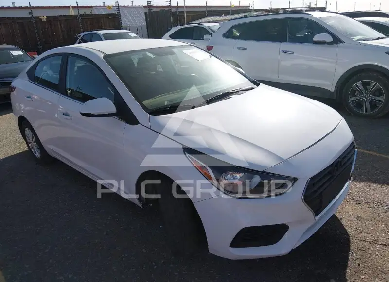2022 Hyundai Accent photo