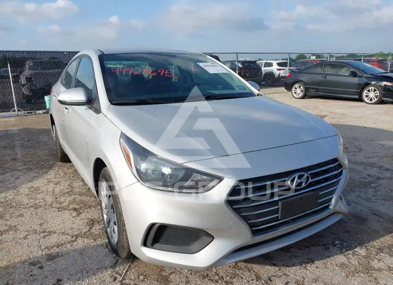 2022 Hyundai Accent фото