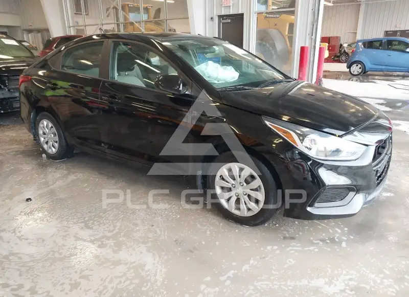 2022 Hyundai Accent photo