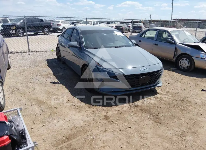 2022 Hyundai Elantra фото