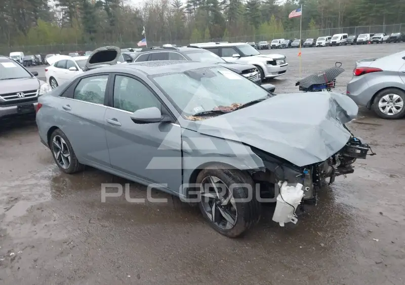 2022 Hyundai Elantra photo