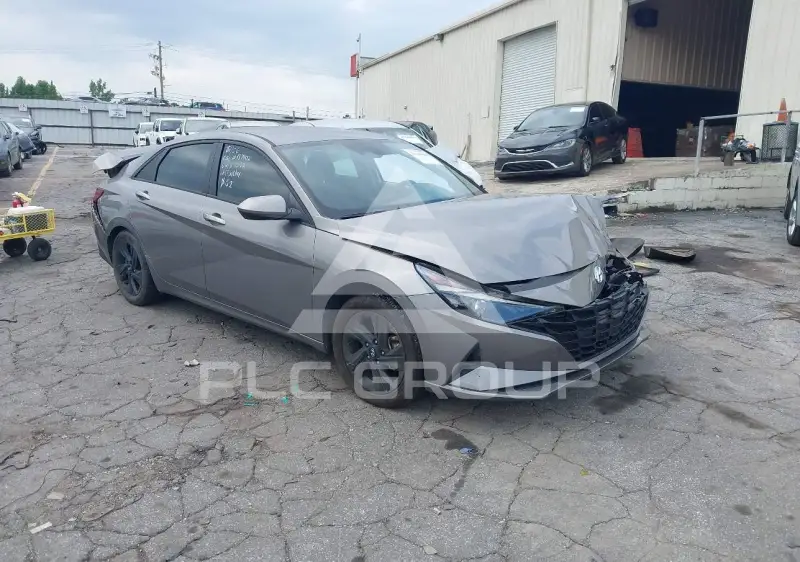 2022 Hyundai Elantra photo