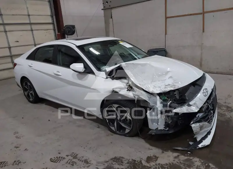 2022 Hyundai Elantra фото