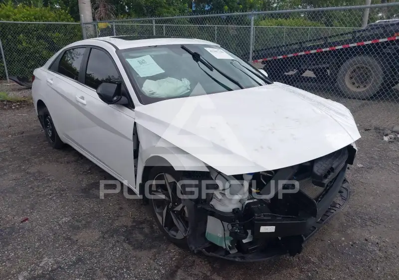 2022 Hyundai Elantra фото