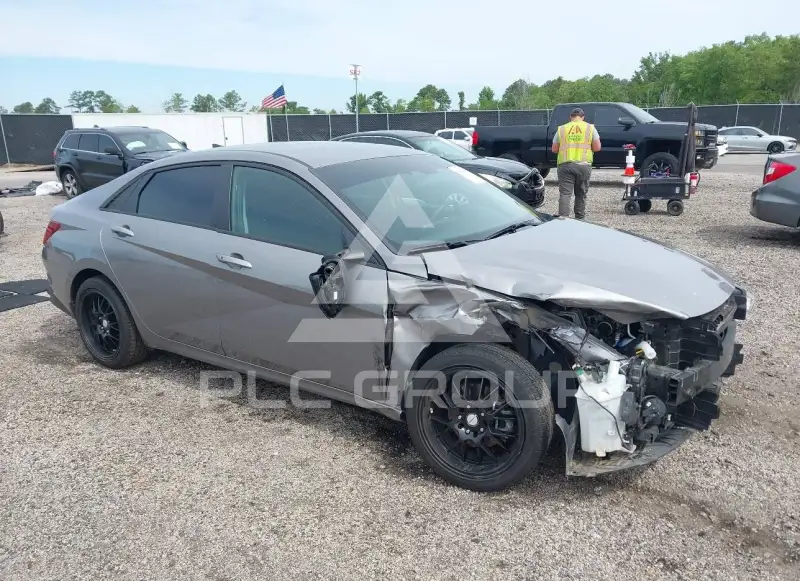 2022 Hyundai Elantra photo