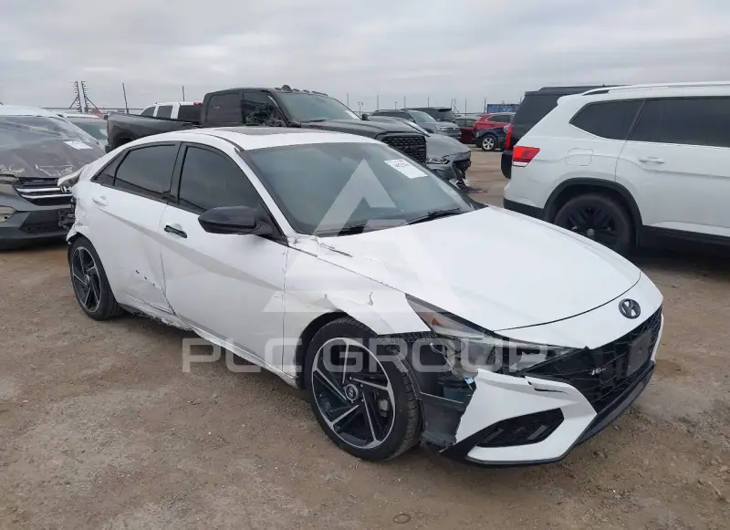 2022 Hyundai Elantra фото