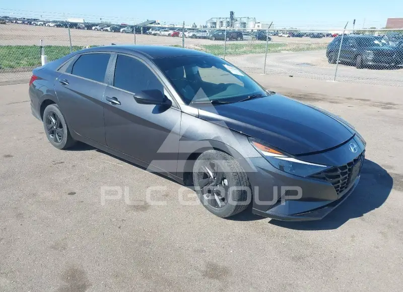 2022 Hyundai Elantra photo