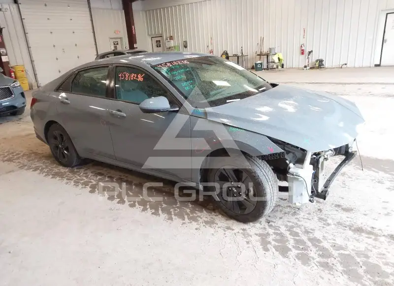 2022 Hyundai Elantra фото