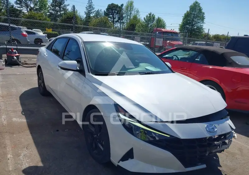 2022 Hyundai Elantra фото