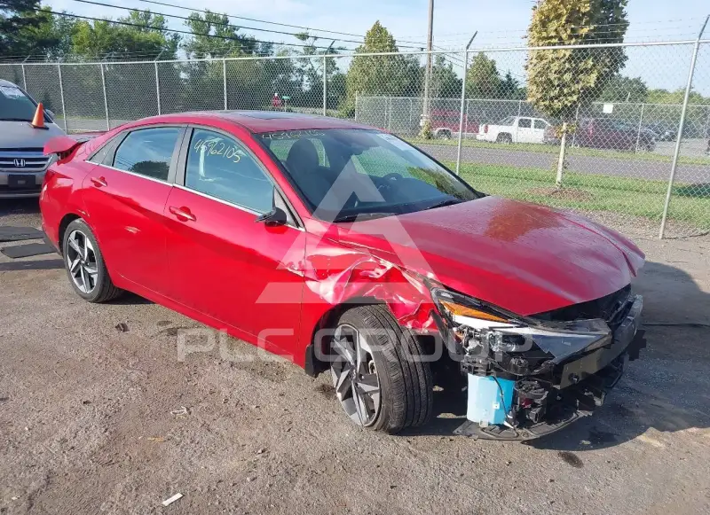 2022 Hyundai Elantra photo
