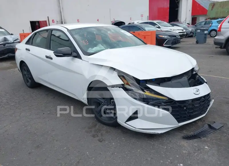 2022 Hyundai Elantra фото