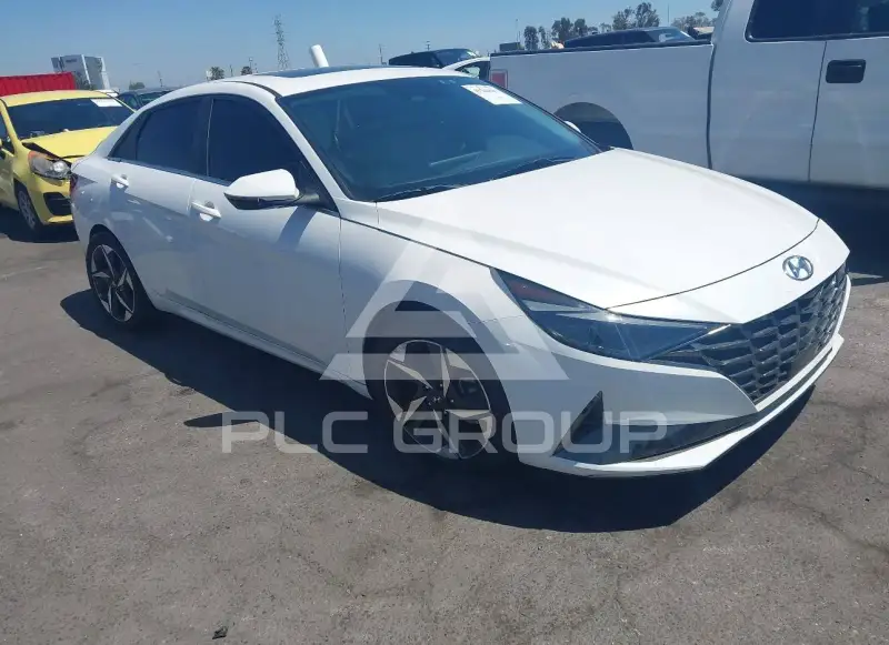 2022 Hyundai Elantra photo