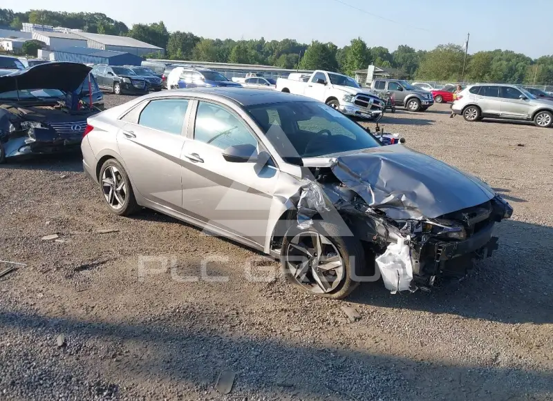 2022 Hyundai Elantra фото
