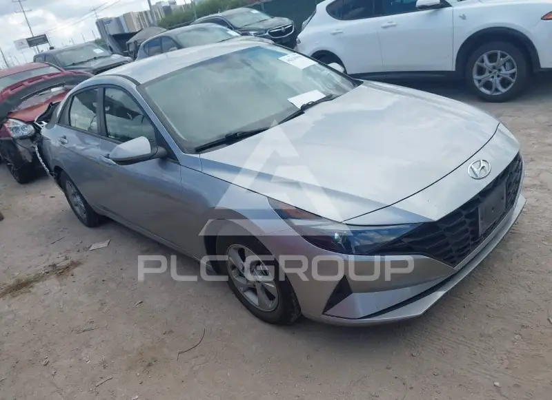 2022 Hyundai Elantra photo