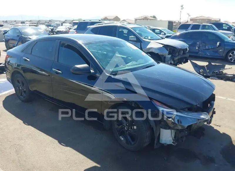 2022 Hyundai Elantra фото
