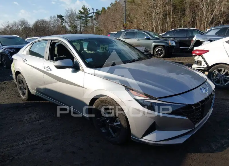 2022 Hyundai Elantra photo