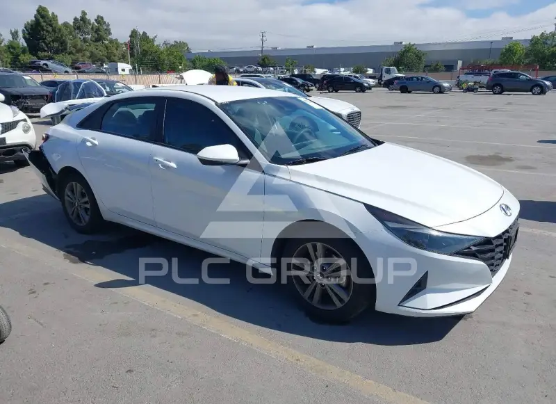 2022 Hyundai Elantra photo