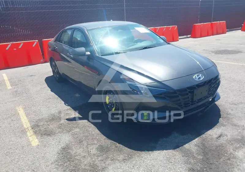 2022 Hyundai Elantra фото