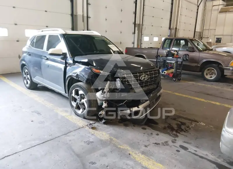 2022 Hyundai Venue фото