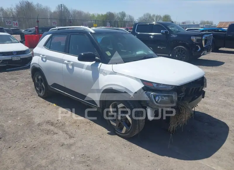 2022 Hyundai Venue фото