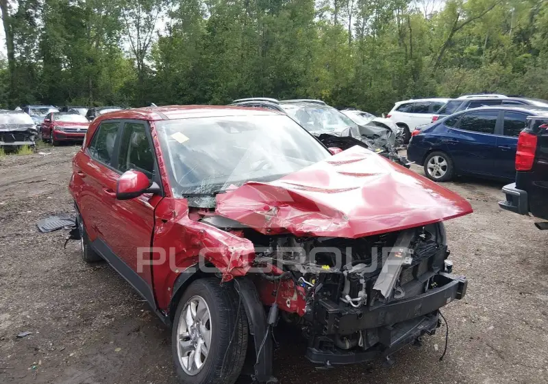 2022 Hyundai Venue photo