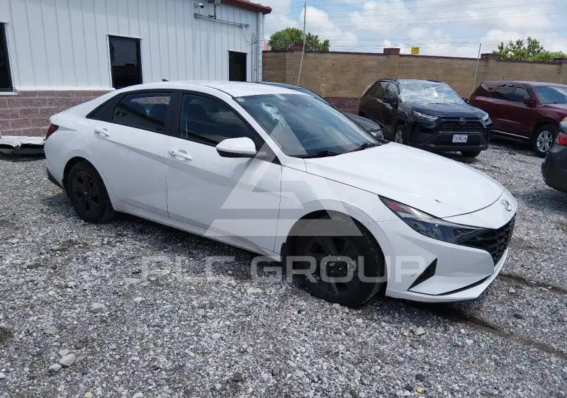 2022 Hyundai Elantra photo