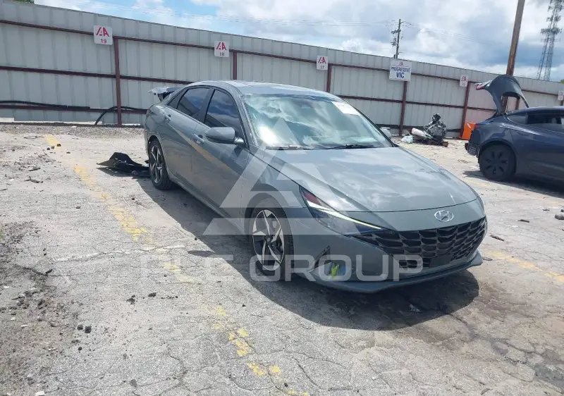 2022 Hyundai Elantra photo