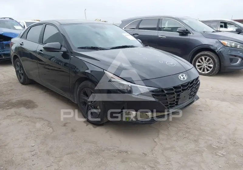 2022 Hyundai Elantra photo
