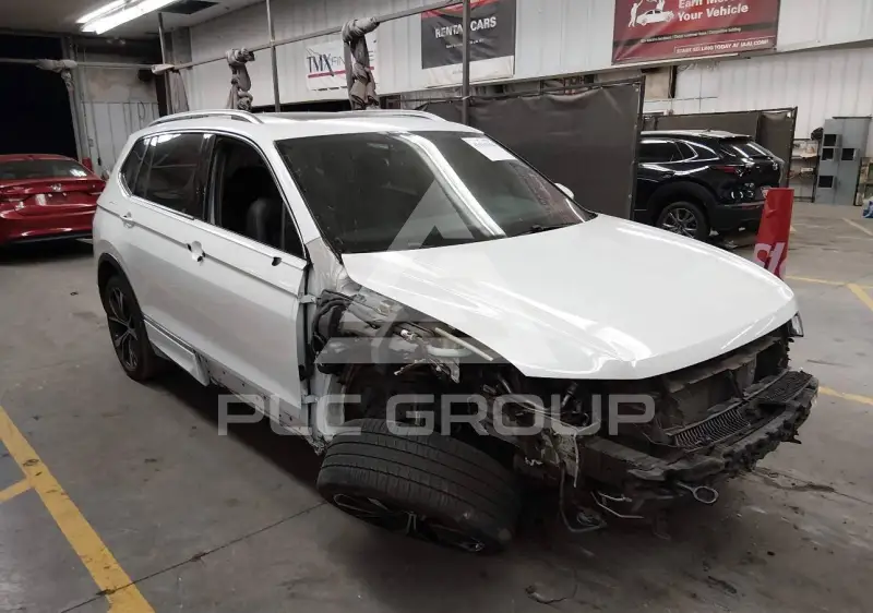 2022 Volkswagen Tiguan фото