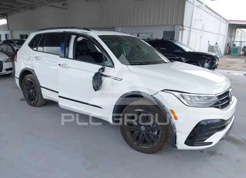 2022 Volkswagen Tiguan фото