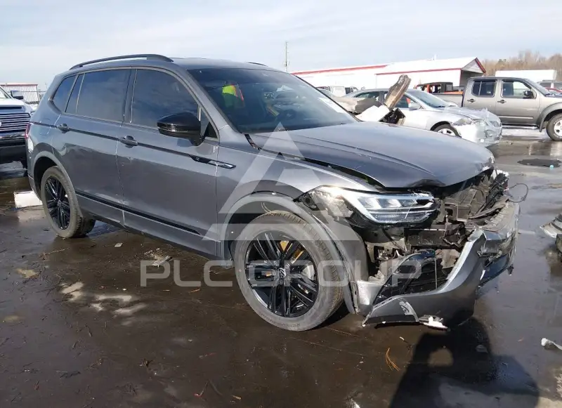 2022 Volkswagen Tiguan фото
