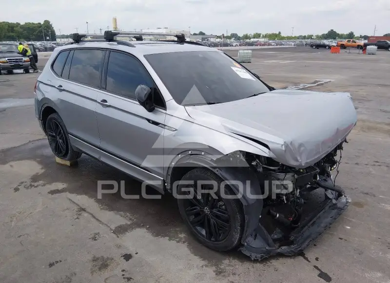 2022 Volkswagen Tiguan photo