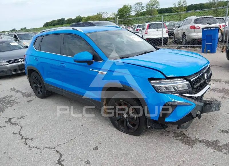 2022 Volkswagen Taos photo