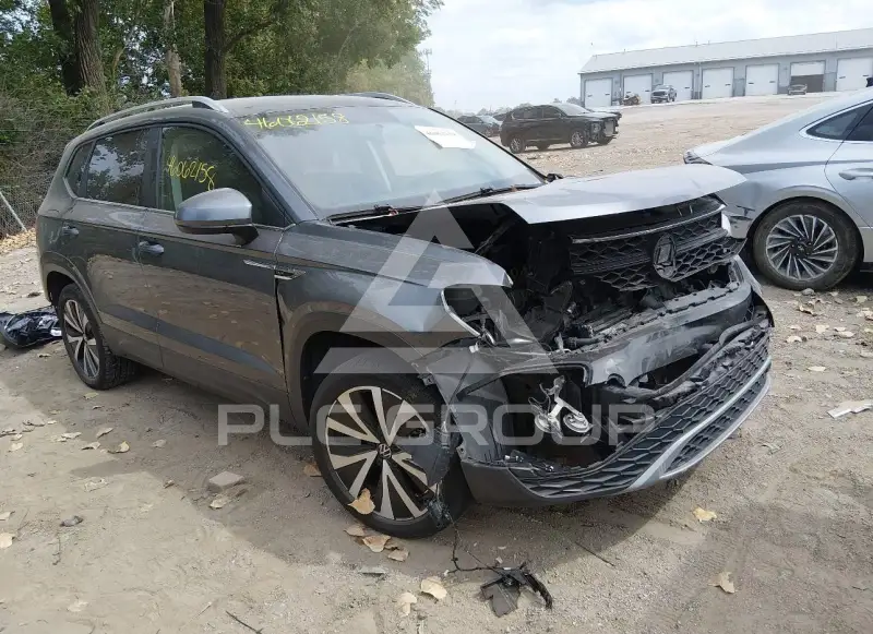 2022 Volkswagen Taos photo