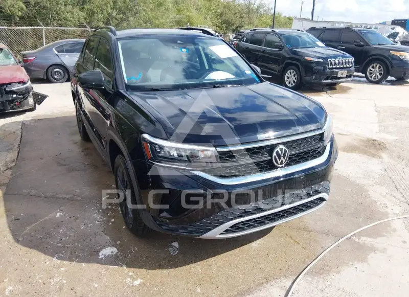 2022 Volkswagen Taos photo