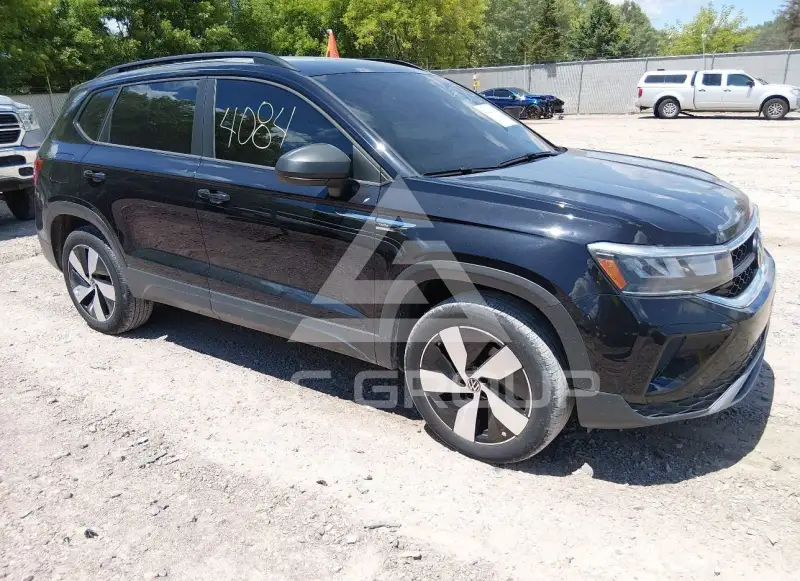 2022 Volkswagen Taos photo